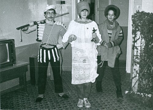 32_чёрн_конв_93-94